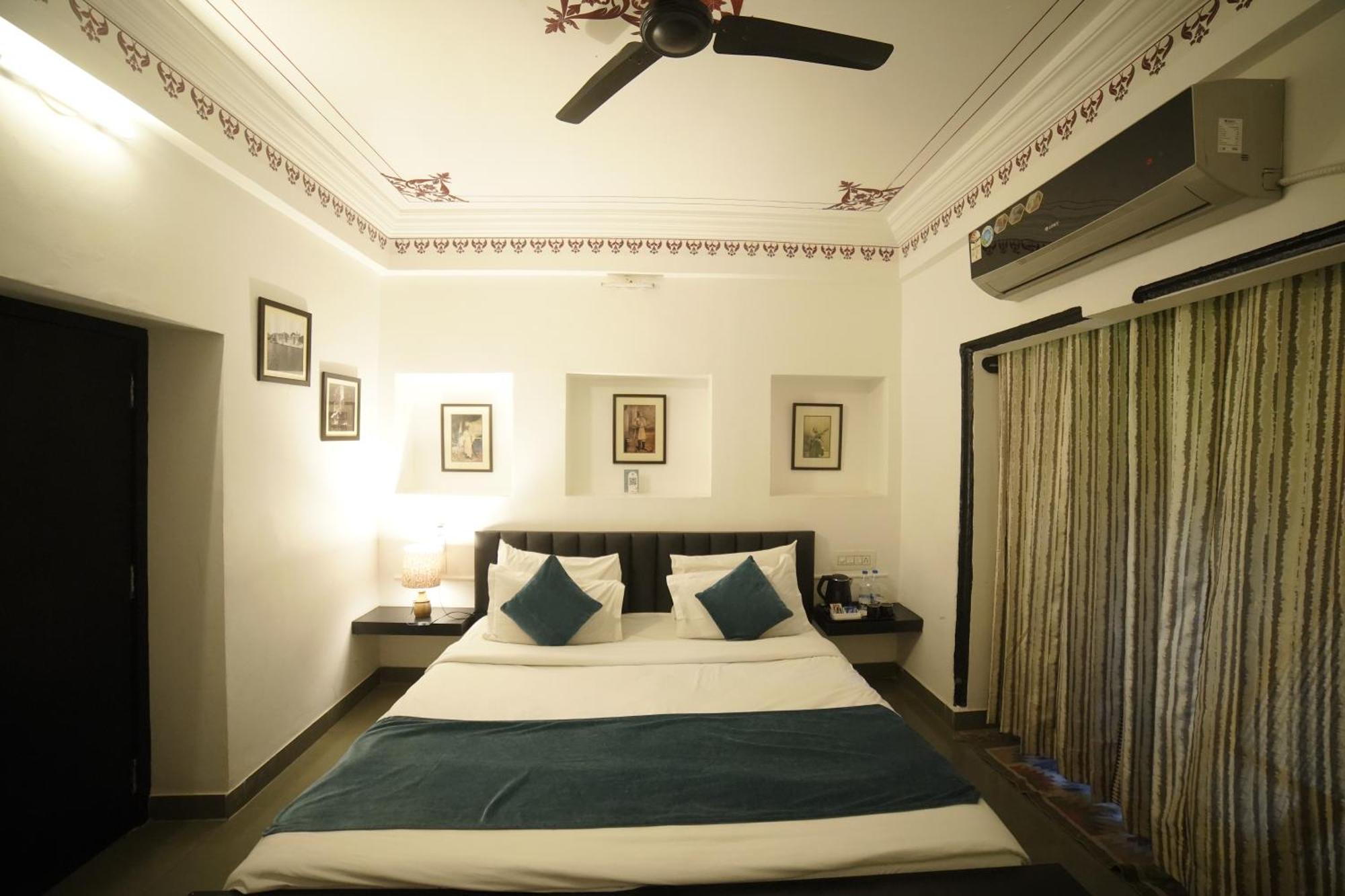 Hotel Banjara Heritage Удайпур Экстерьер фото