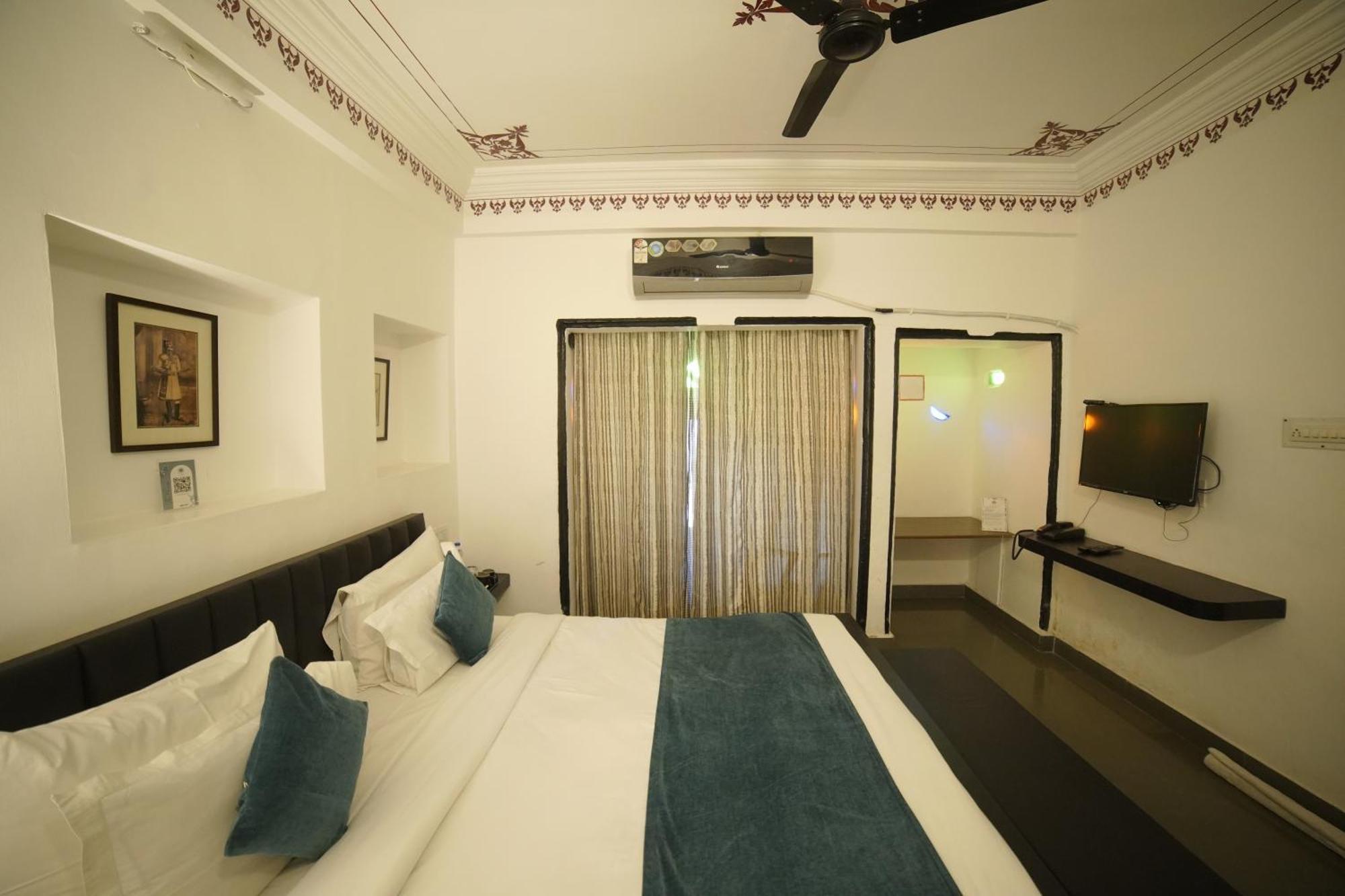 Hotel Banjara Heritage Удайпур Экстерьер фото